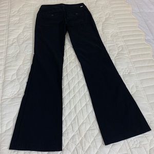GUESS ‘81 Women’s Dress Pants Black Stretch W26